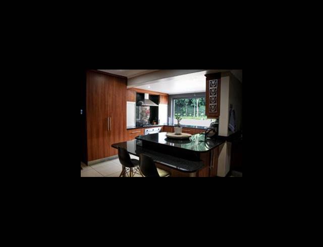 5 BEDROOM HOUSE FOR SALE IN CASHAN